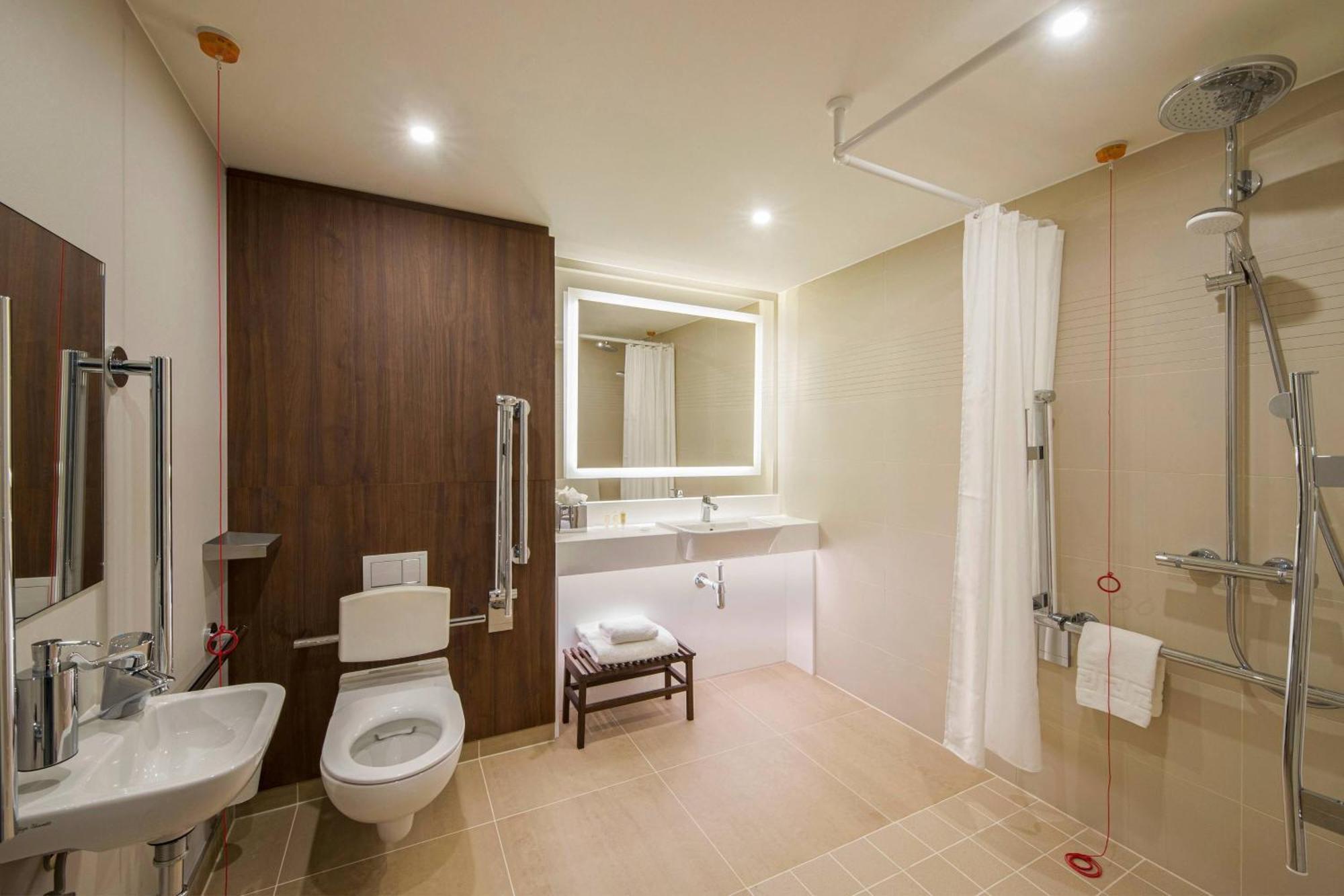 Courtyard By Marriott Inverness Airport Exterior foto
